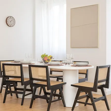 Terracotta Lisbon Duplex - Family & Friends *