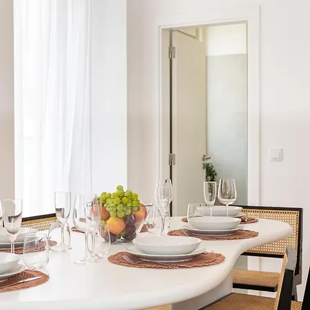 Terracotta Lisbon Duplex - Family & Friends * Lisboa